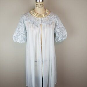 Vintage 1950's Pale Blue Lace Peignoir Front Closure Babydoll Robe Size 10